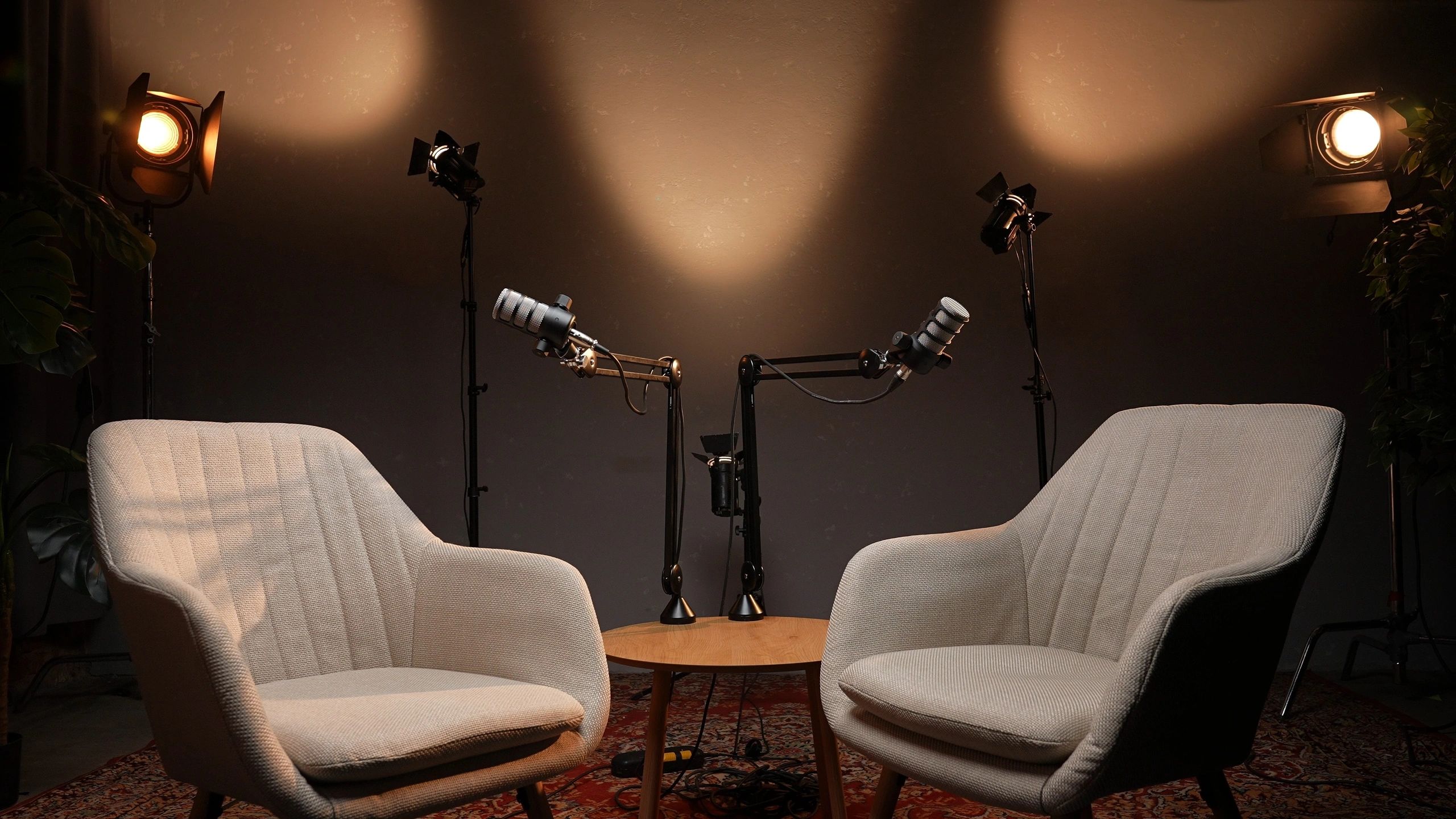 Guests sharing stories on the Modern Man Podcast